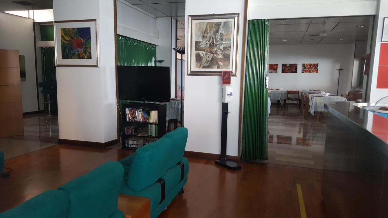 Hotel Cristallo Udine Extérieur photo